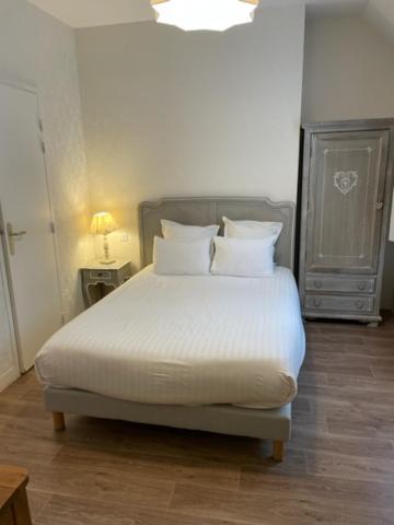 ลา วีแยล โอแบร์ฌ Hotel Mont-Saint-Michel ภายนอก รูปภาพ